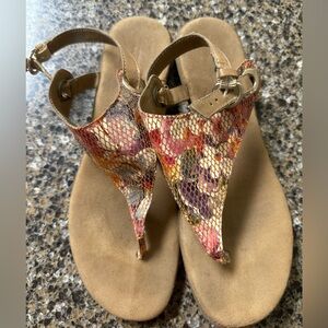 Attractive Aerosoles Sandals